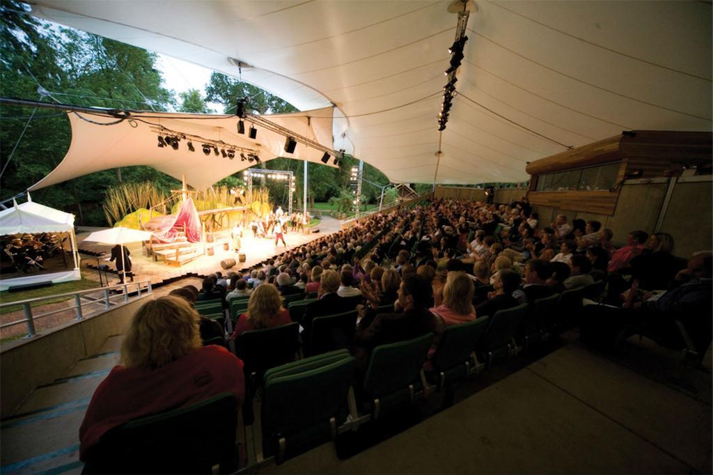 Kilworth House Hotel And Theatre Lutterworth Eksteriør billede